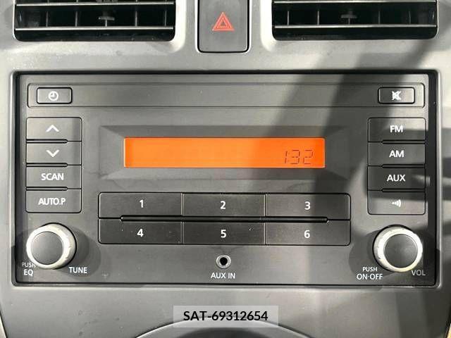 Nissan MARCH 2019-05 308107-2