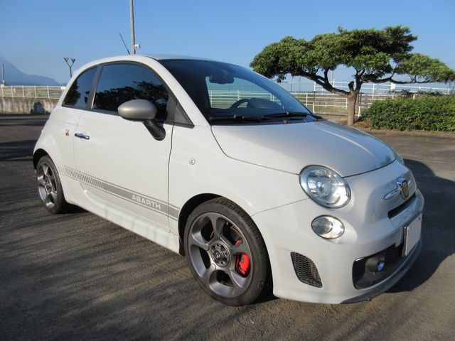 Fiat 500 2010-11 11924-8