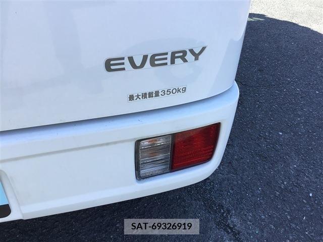 Suzuki EVERY 2018-01 216058-7