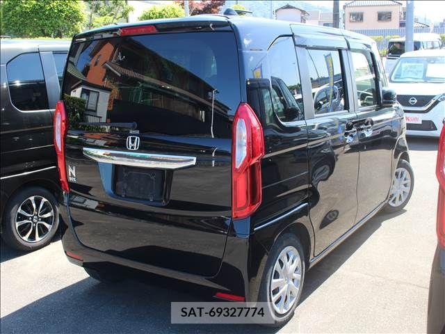 Honda N BOX 2022-01 278791-2