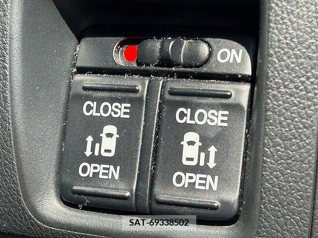 Honda N BOX CUSTOM 2013-11 219011-15