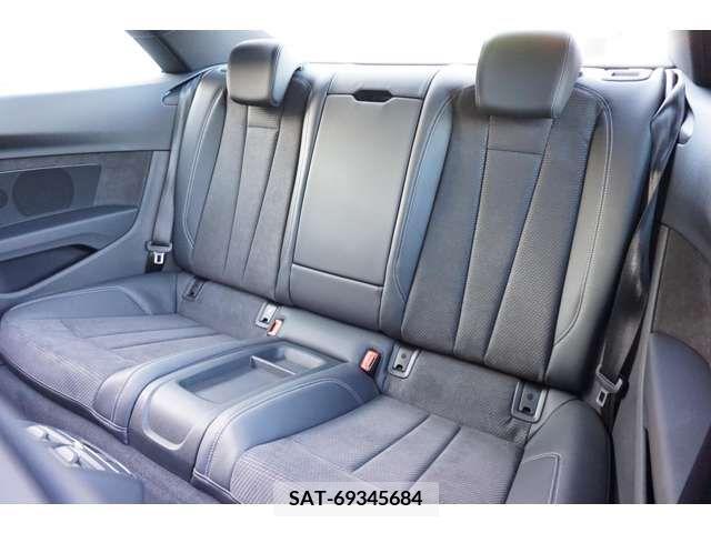 Audi A5 2021-08 317968-15
