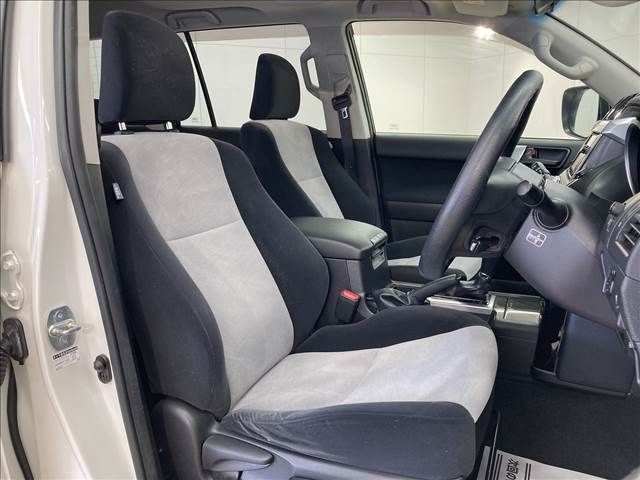 Toyota PRADO 2014-10 193741-11