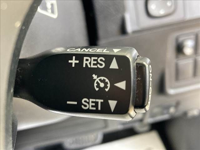 Toyota PRADO 2014-10 193741-7