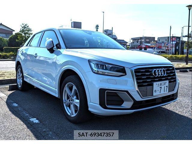Audi Q2 2018-01 261232-3