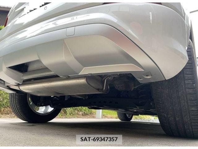 Audi Q2 2018-01 261232-7