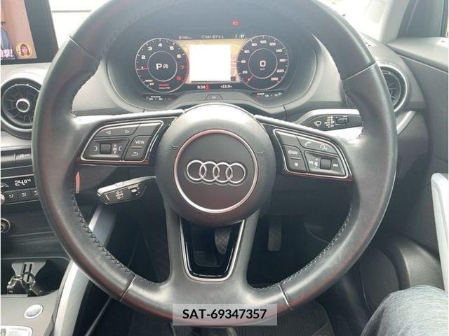 Audi Q2 2018-01 261232-9