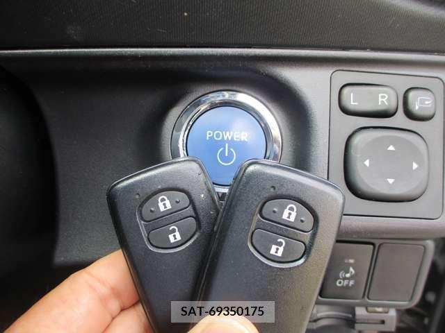 Toyota AQUA 2014-01 356335-15