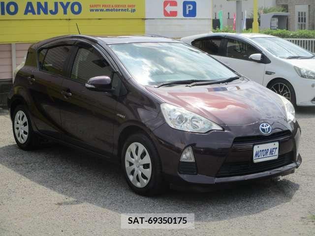 Toyota AQUA 2014-01 356335-12