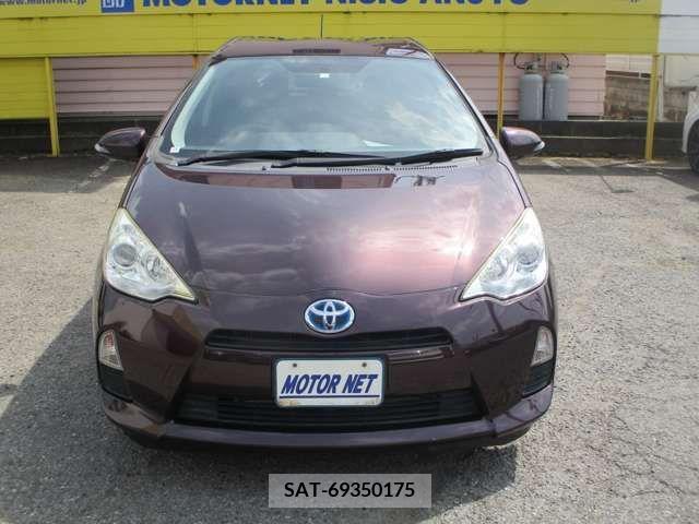 Toyota AQUA 2014-01 356335-5