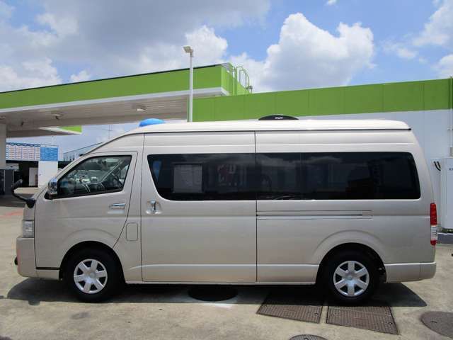Toyota HIACE VAN 2021-06 18232-6