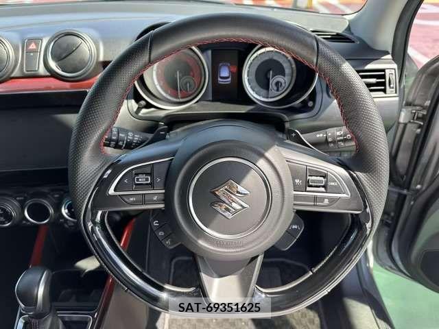 Suzuki SWIFT 2023-01 286677-9