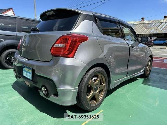 Suzuki SWIFT 2023-01 286677-6