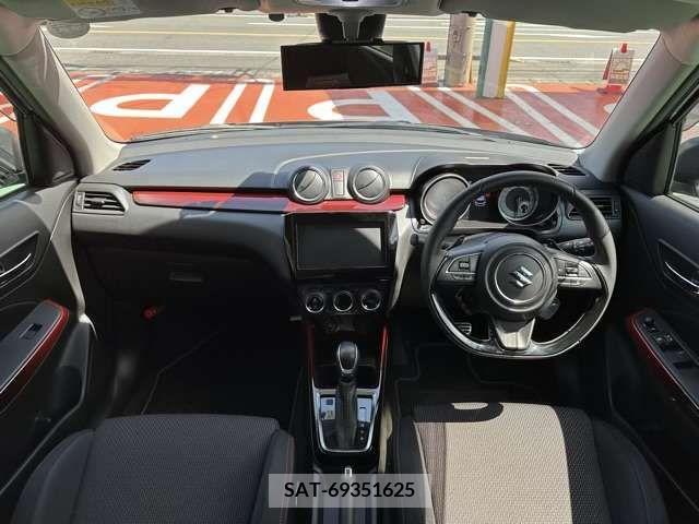 Suzuki SWIFT 2023-01 286677-4