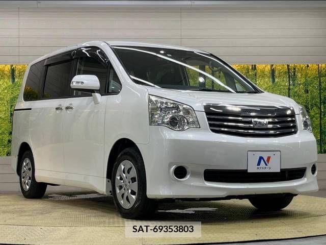 Toyota NOAH 2011-06 321315-15