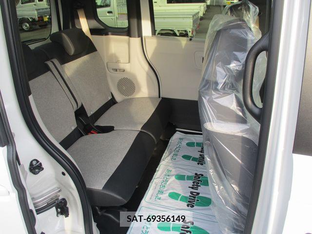 Honda N BOX 2024-01 219680-23