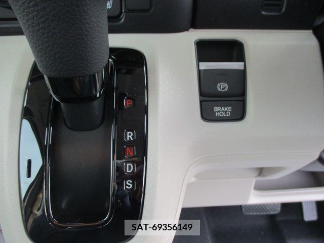 Honda N BOX 2024-01 219680-19
