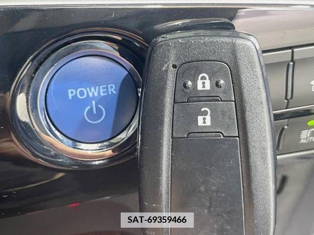 Toyota PRIUS 2020-11 366356-7