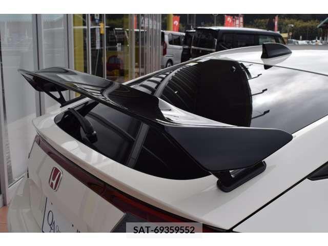 Honda CIVIC 2024-01 223135-17