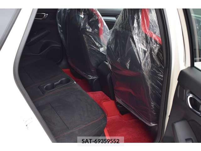 Honda CIVIC 2024-01 223135-4