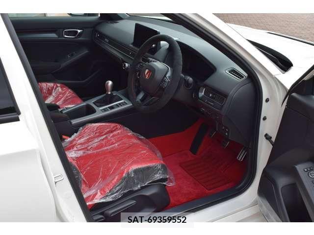 Honda CIVIC 2024-01 223135-3