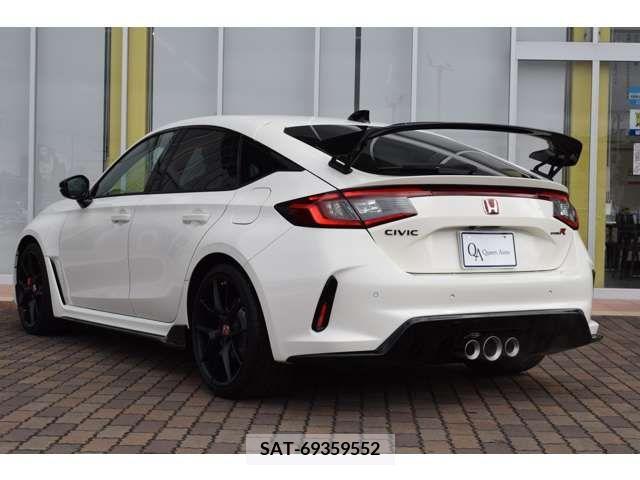 Honda CIVIC 2024-01 223135-1
