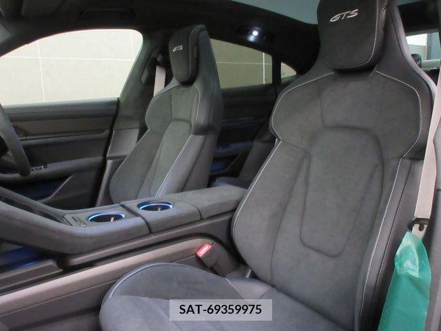 Porsche Taycan 2023-12 224743-10