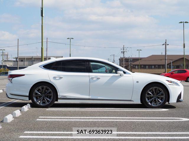 Lexus LS 2018-03 214067-5