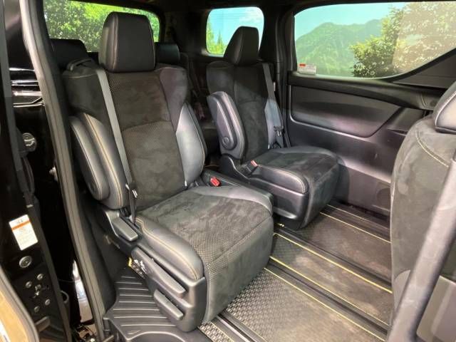 Toyota VELLFIRE 2022-03 196460-9