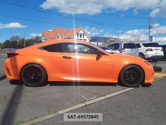 Lexus RC 2014-10 275783-4