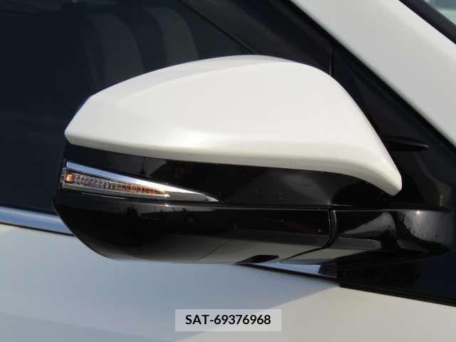 Toyota HARRIER 2017-03 331839-16
