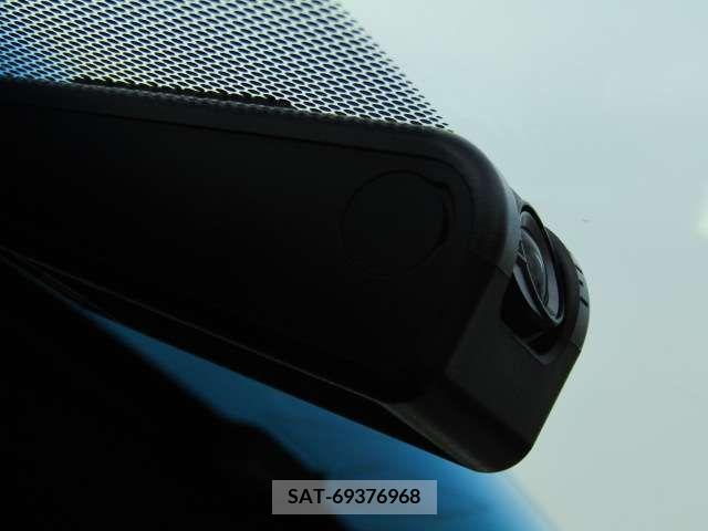 Toyota HARRIER 2017-03 331839-8