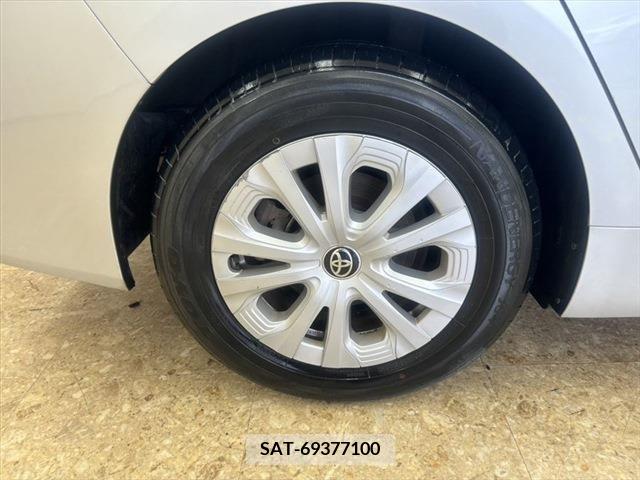 Toyota PRIUS 2021-02 282050-13