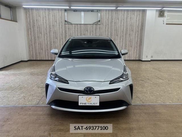 Toyota PRIUS 2021-02 282050-1
