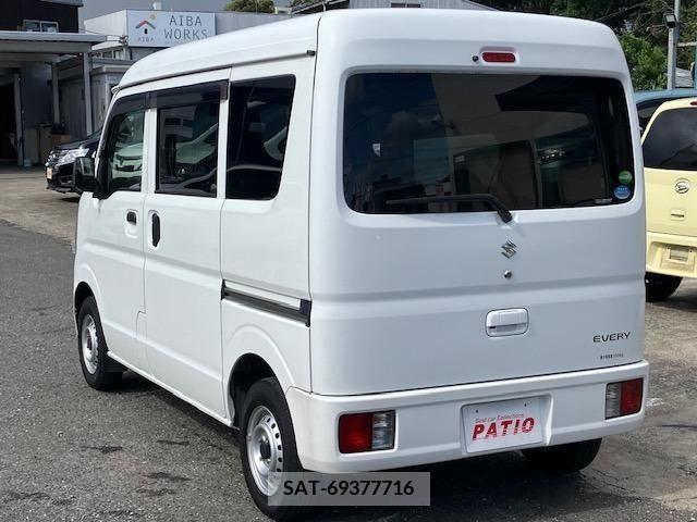 Suzuki EVERY 2018-08 390723-1