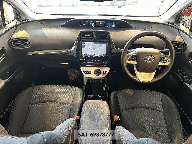 Toyota PRIUS 2018-02 281998-1