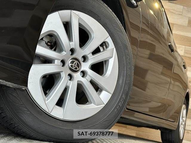 Toyota PRIUS 2018-02 281998-10