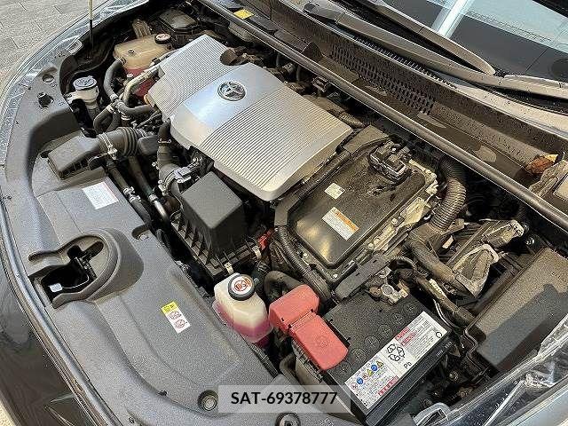 Toyota PRIUS 2018-02 281998-13