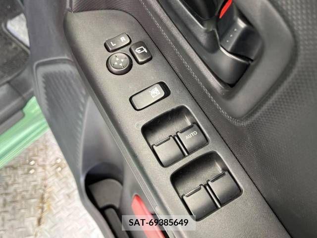 Suzuki SPACIA 2019-06 210136-6