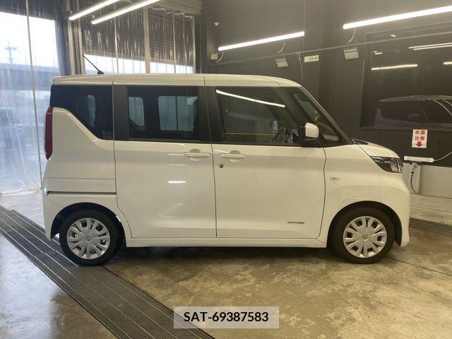 Nissan ROOX 2022-03 216106-15