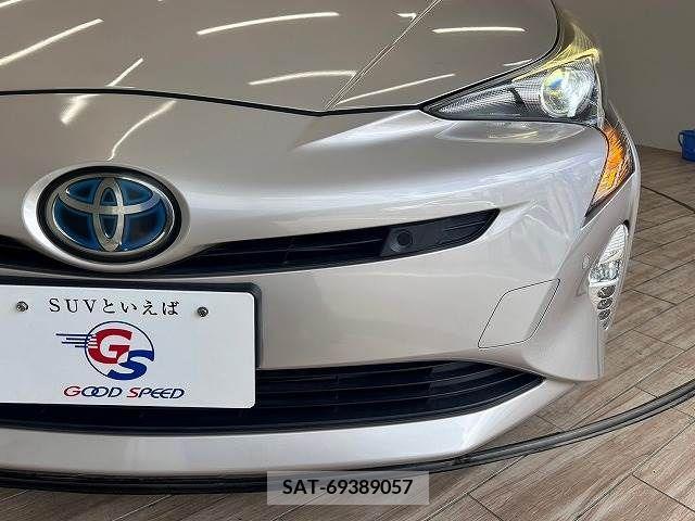 Toyota PRIUS 2016-04 336156-18