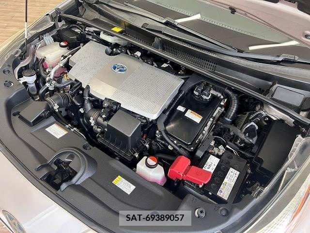 Toyota PRIUS 2016-04 336156-17