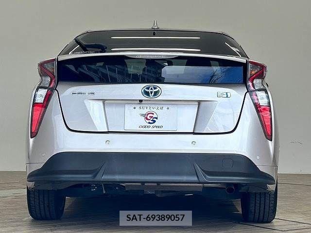 Toyota PRIUS 2016-04 336156-14