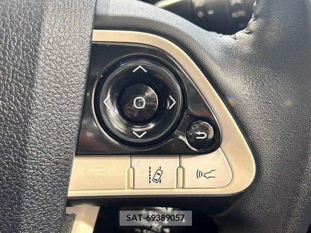 Toyota PRIUS 2016-04 336156-6