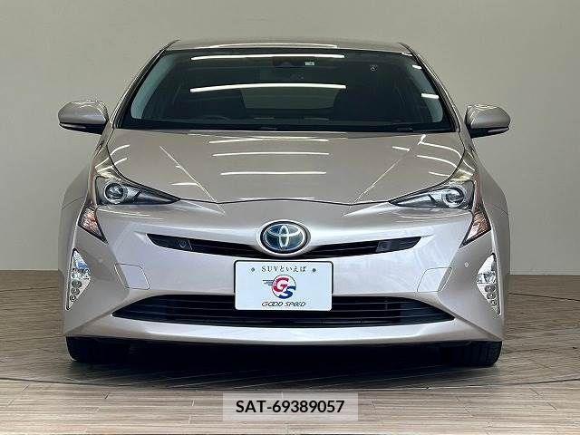 Toyota PRIUS 2016-04 336156-2