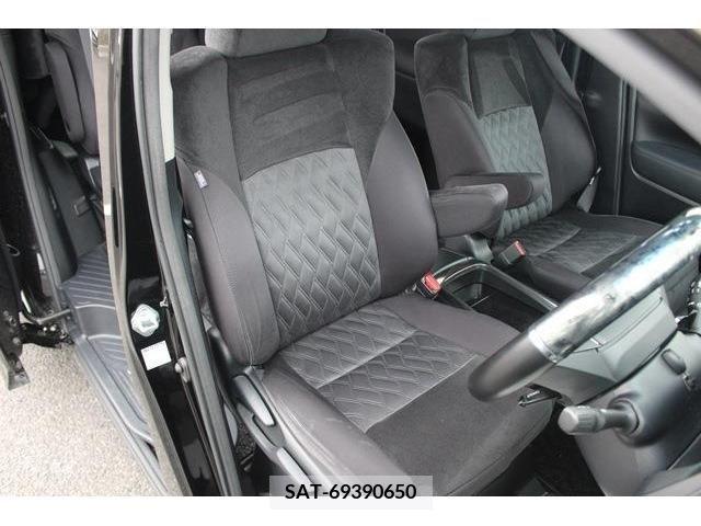 Toyota VELLFIRE 2018-02 287917-12