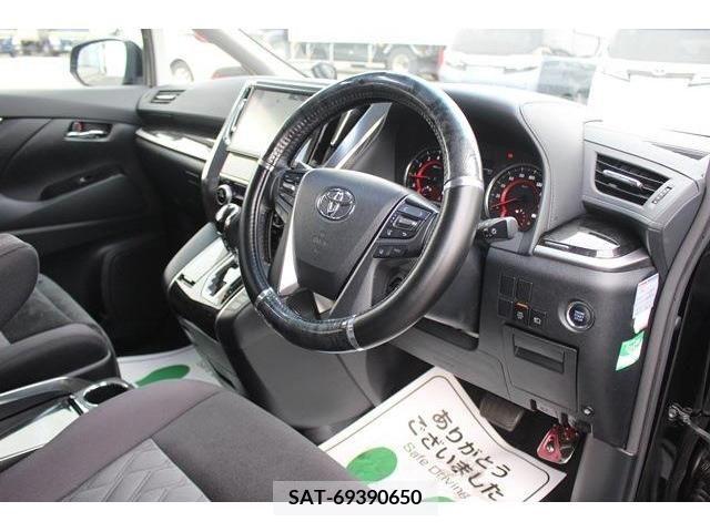 Toyota VELLFIRE 2018-02 287917-11
