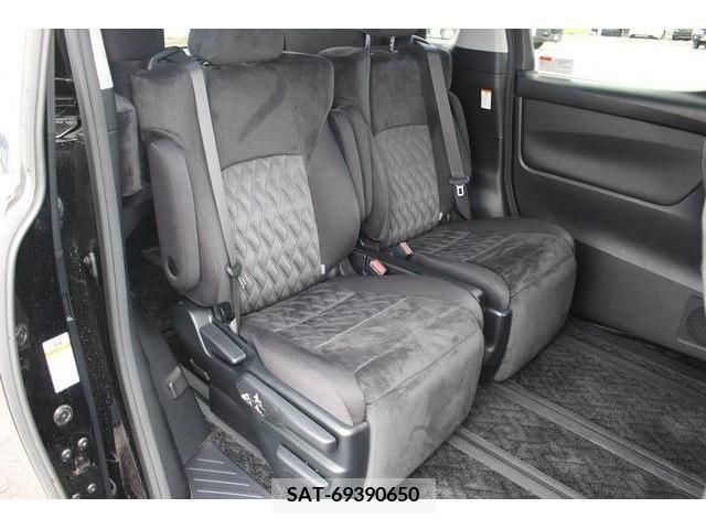 Toyota VELLFIRE 2018-02 287917-13