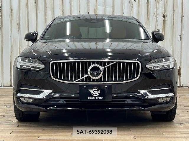 Volvo S90 2018-02 320581-11
