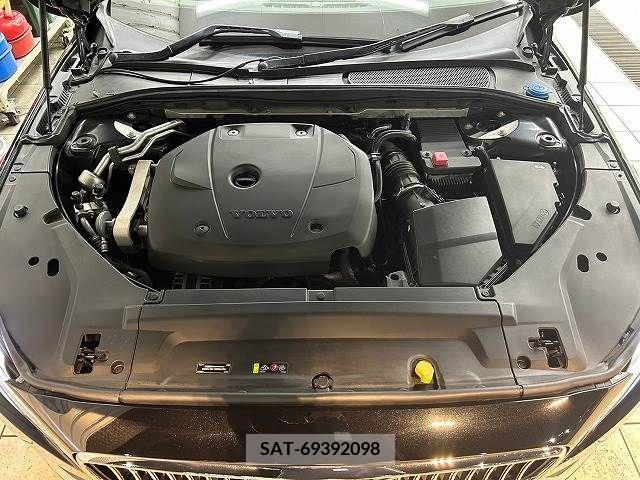 Volvo S90 2018-02 320581-19